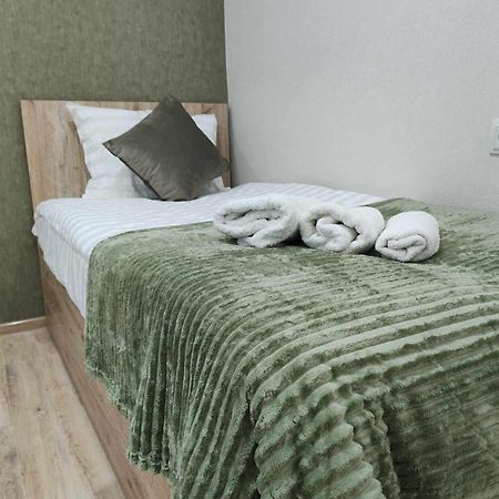 Sun House Hotel Yeghegnadzor Bagian luar foto