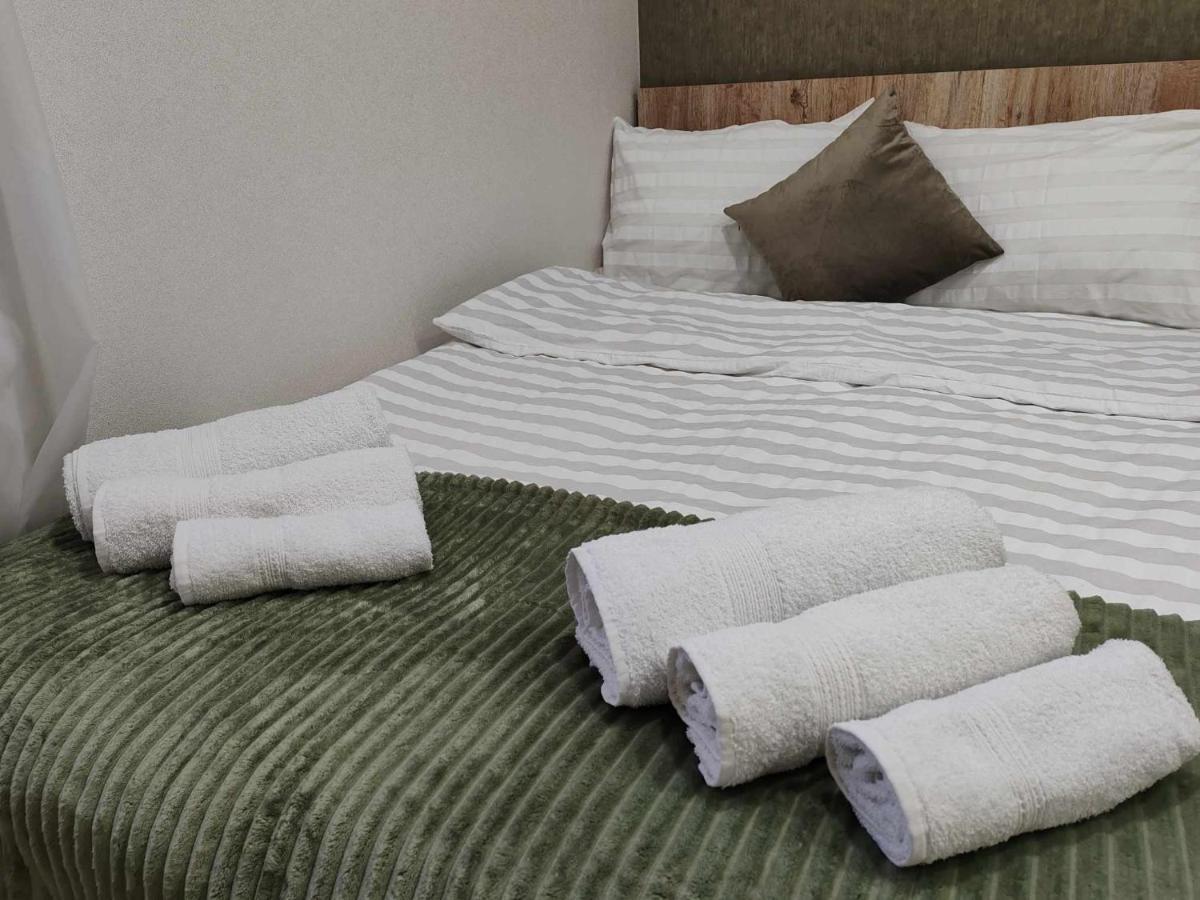 Sun House Hotel Yeghegnadzor Bagian luar foto