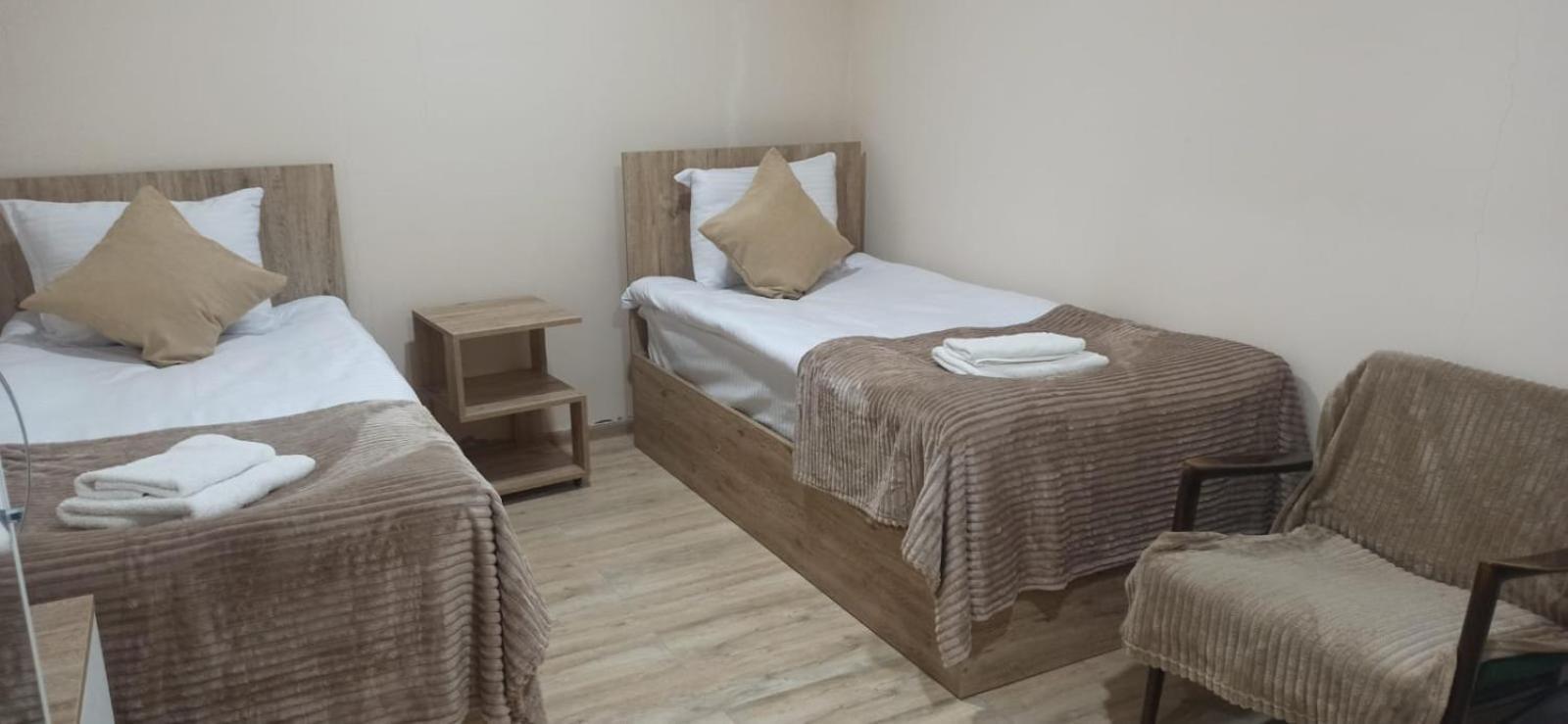 Sun House Hotel Yeghegnadzor Bagian luar foto